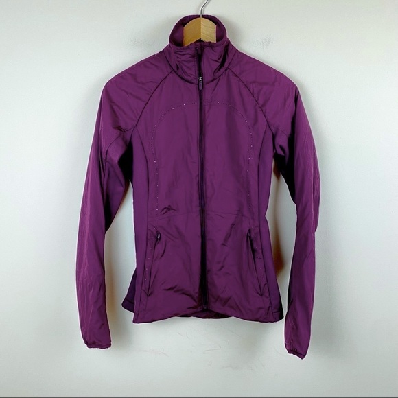 Lulu 🍋 Run for Cold Jacket - Picture 2 of 12